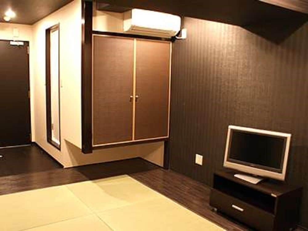 Hotel LiVEMAX Esaka 30/43