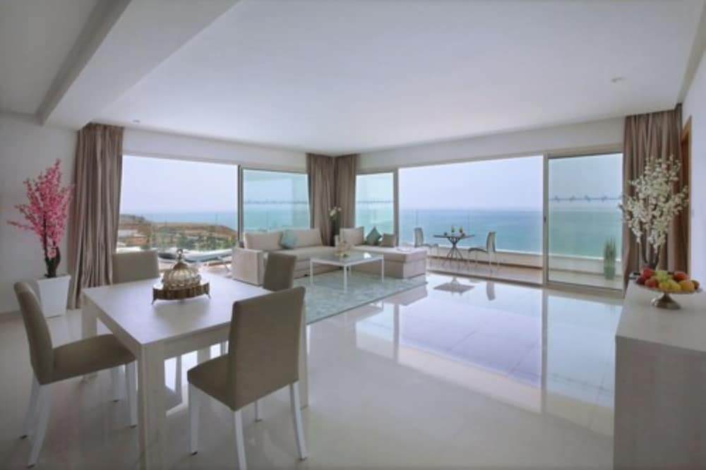 Lixus Beach Resort 4 50/74