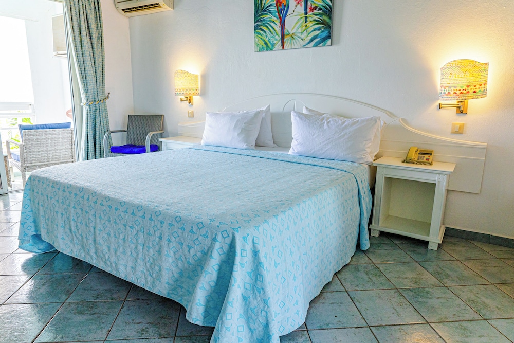 Ocean Point Resort and Spa - Adult Only 36/116