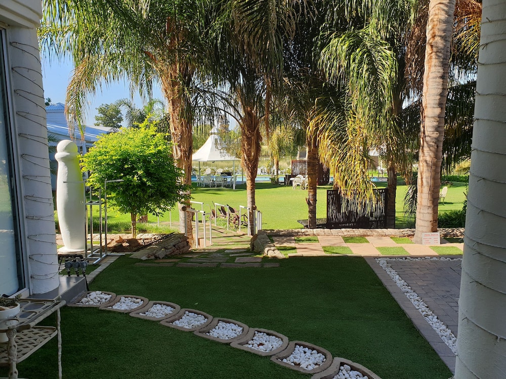 Belurana Collection River Manor 38/50