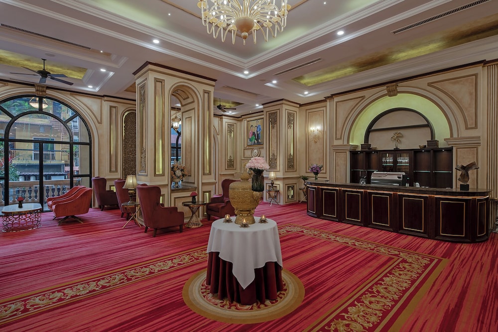 Anik Palace 41/47