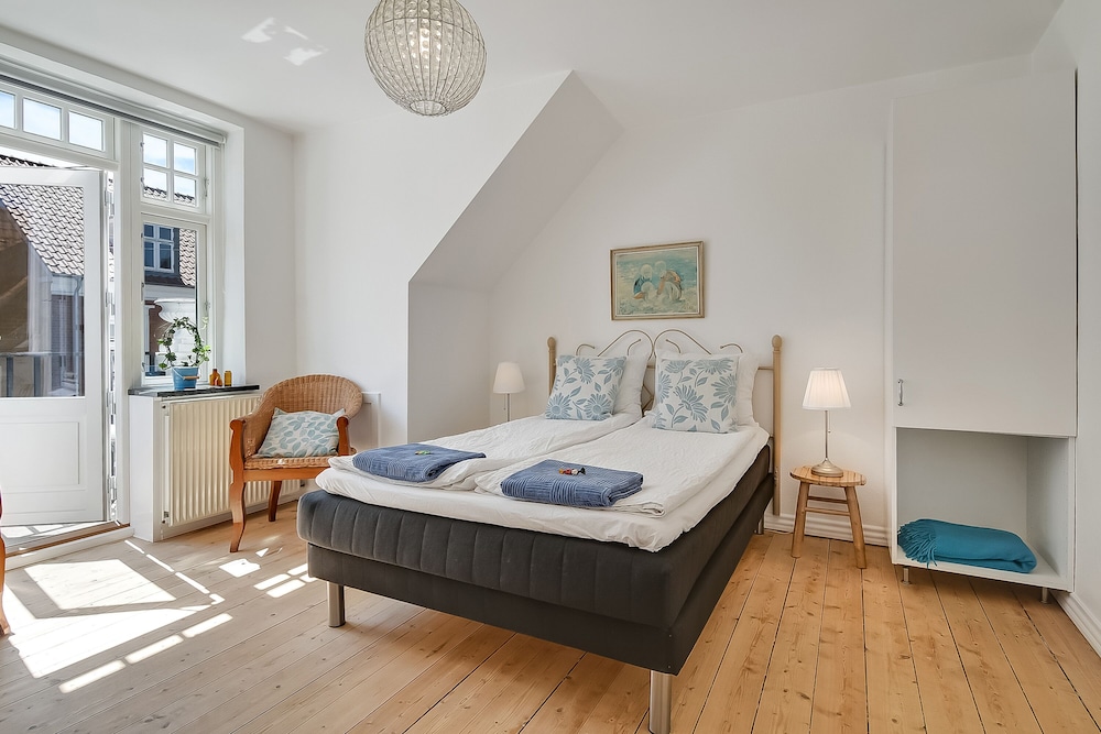 Sweet Home Bed & Breakfast 9/30