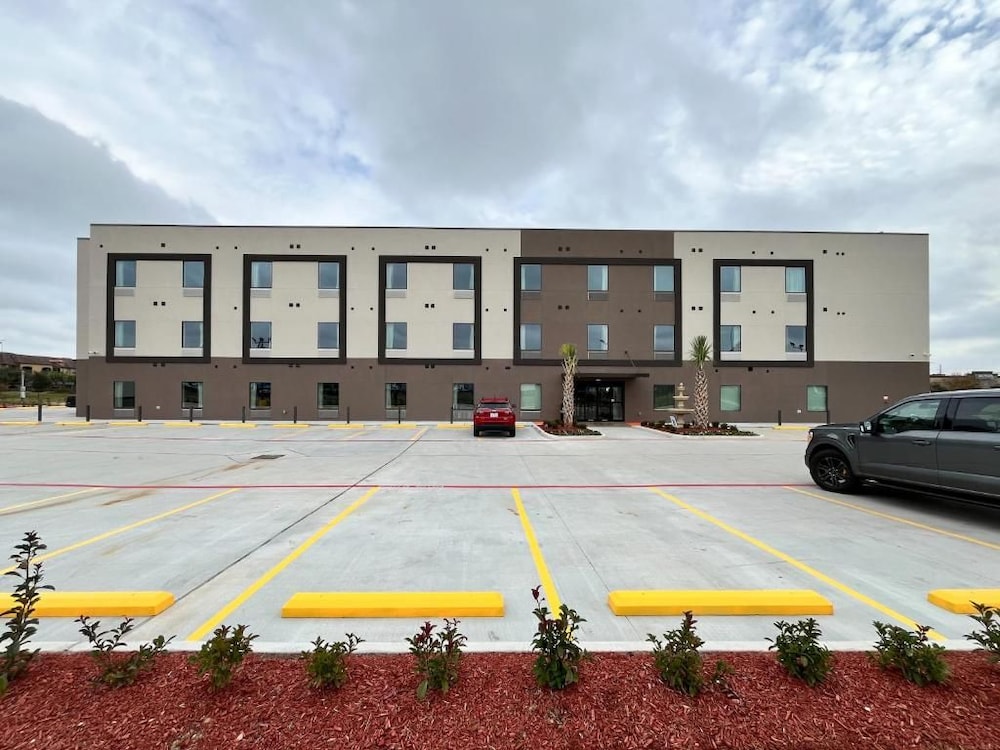 Studio6 Katy, TX – Energy Corridor 30/38
