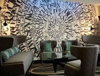 Ramada Hotel & Suites by Wyndham Coventry 22/38