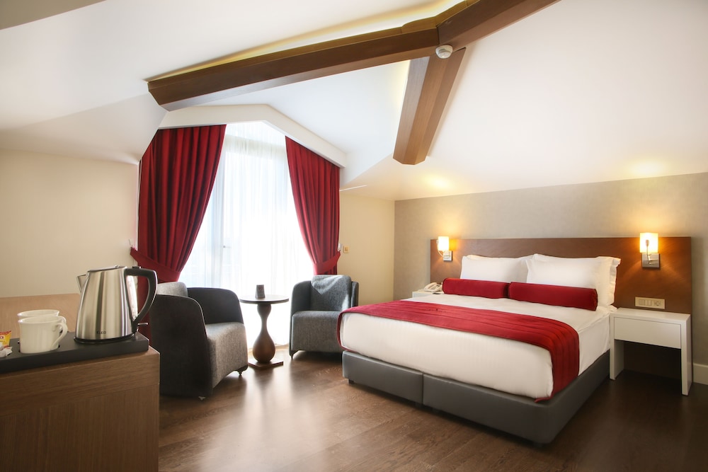 Veyron Hotels Spa 24/64