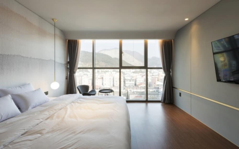 Yongwon Hound Hotel 7/27