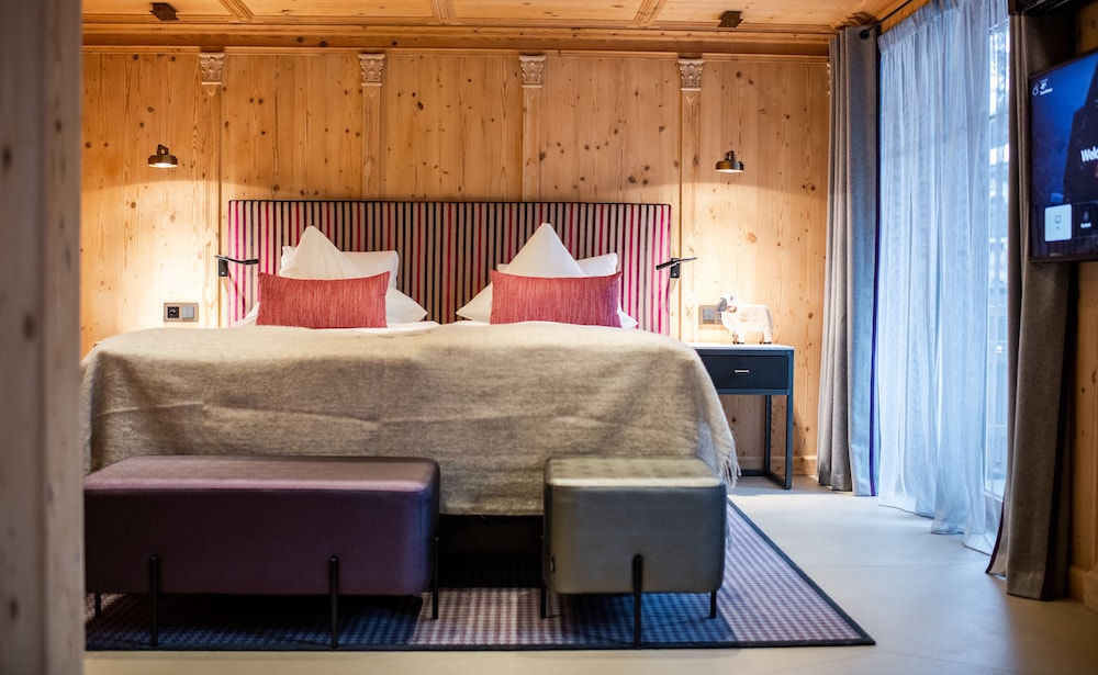 Tradition Julen Hotel 41/62