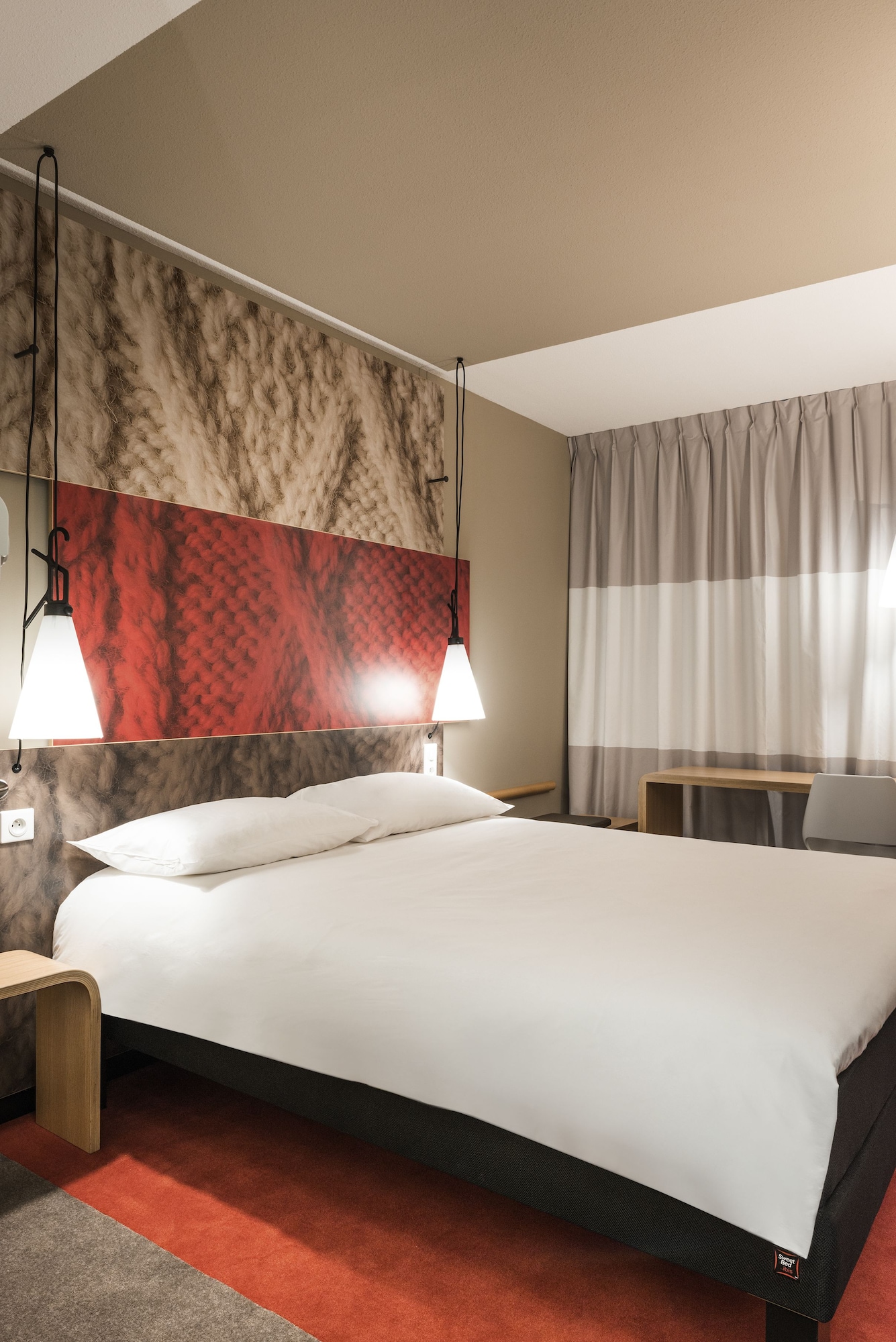 STANDARD, TWIN BEDS