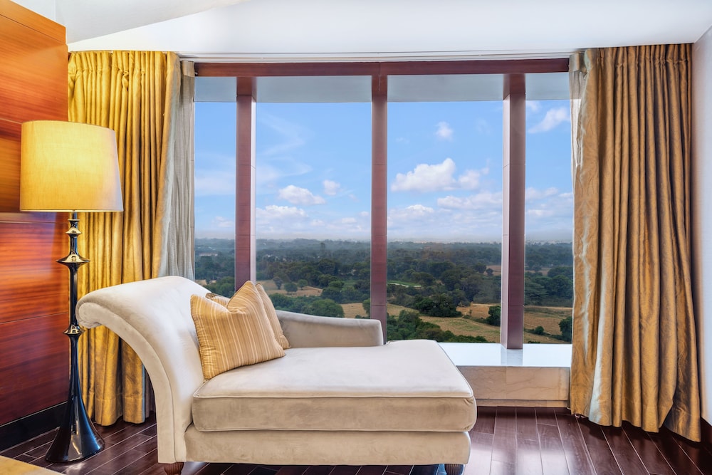 The Leela Ambience Gurugram Hotel And Residences 34/80