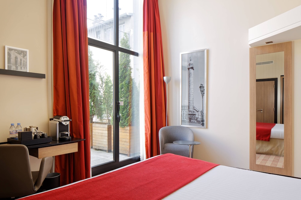 Le Parchamp, Paris Boulogne, a Tribute Portfolio Hotel 8/66