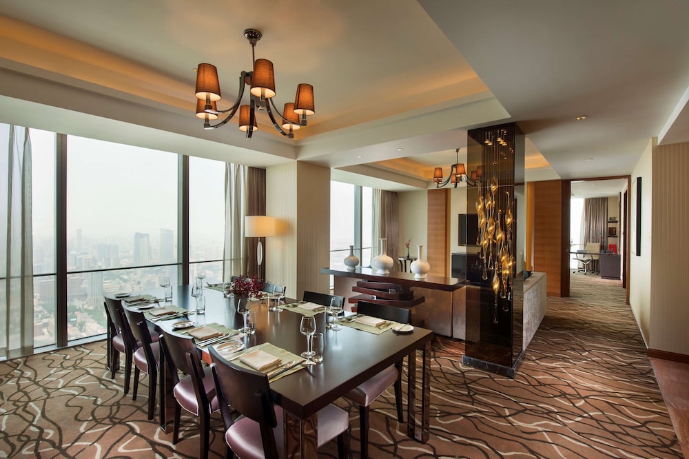 Hilton Shijiazhuang 56/63