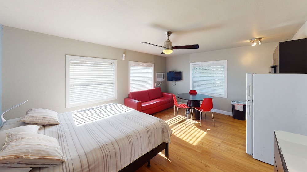 SUPERIOR, APARTMENT