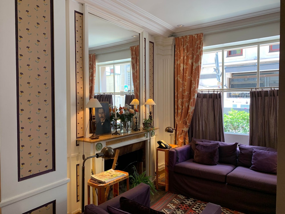 Hotel Le Saint Gregoire 39/55