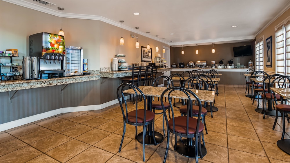 restaurant-cafeteria