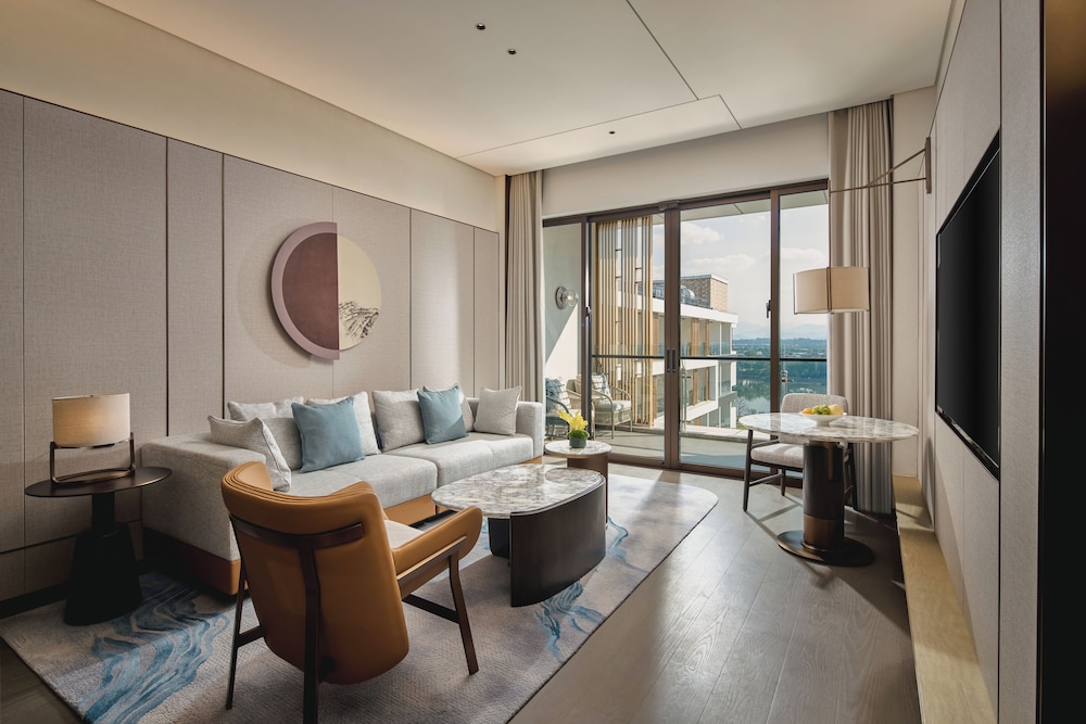 Hyatt Regency Huangshan Hengjiangwan 43/65