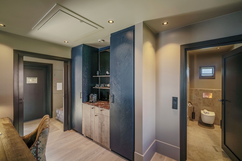 Henningsvaer Bryggehotell by Classic Norway Hotels 25/50