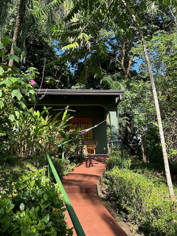 The Falls Resort at Manuel Antonio 40/70