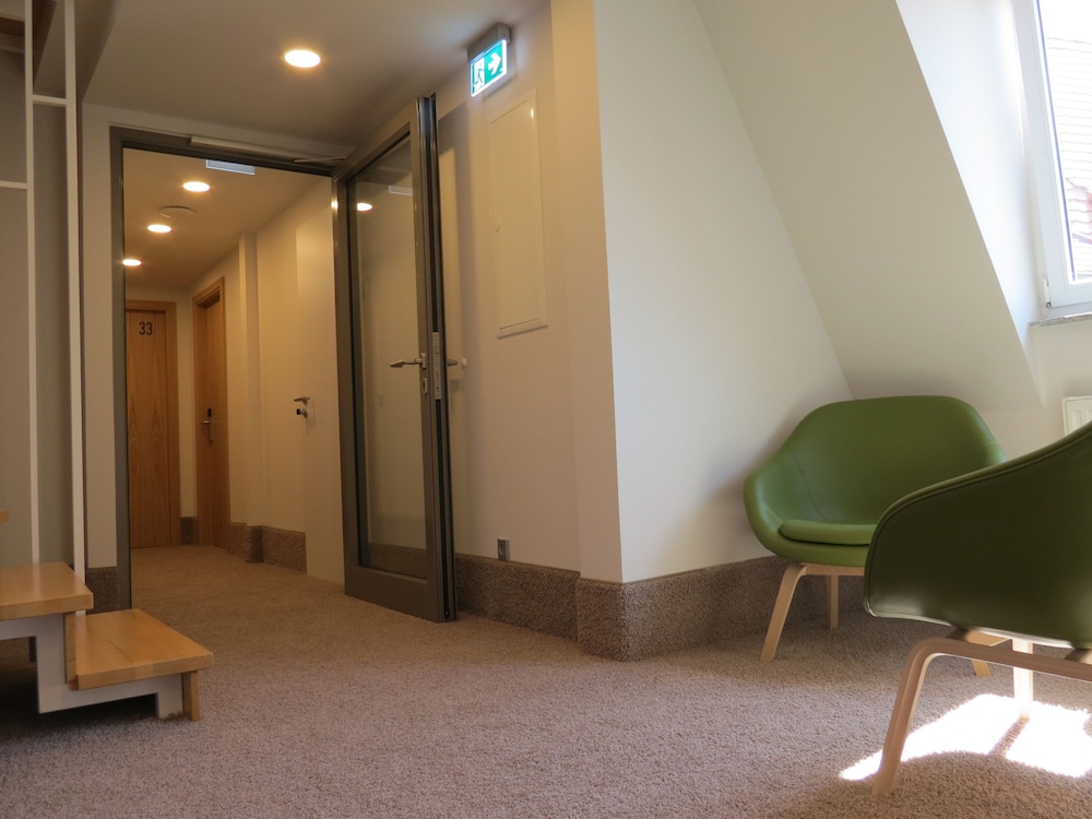 Hotel Neuthor 34/50