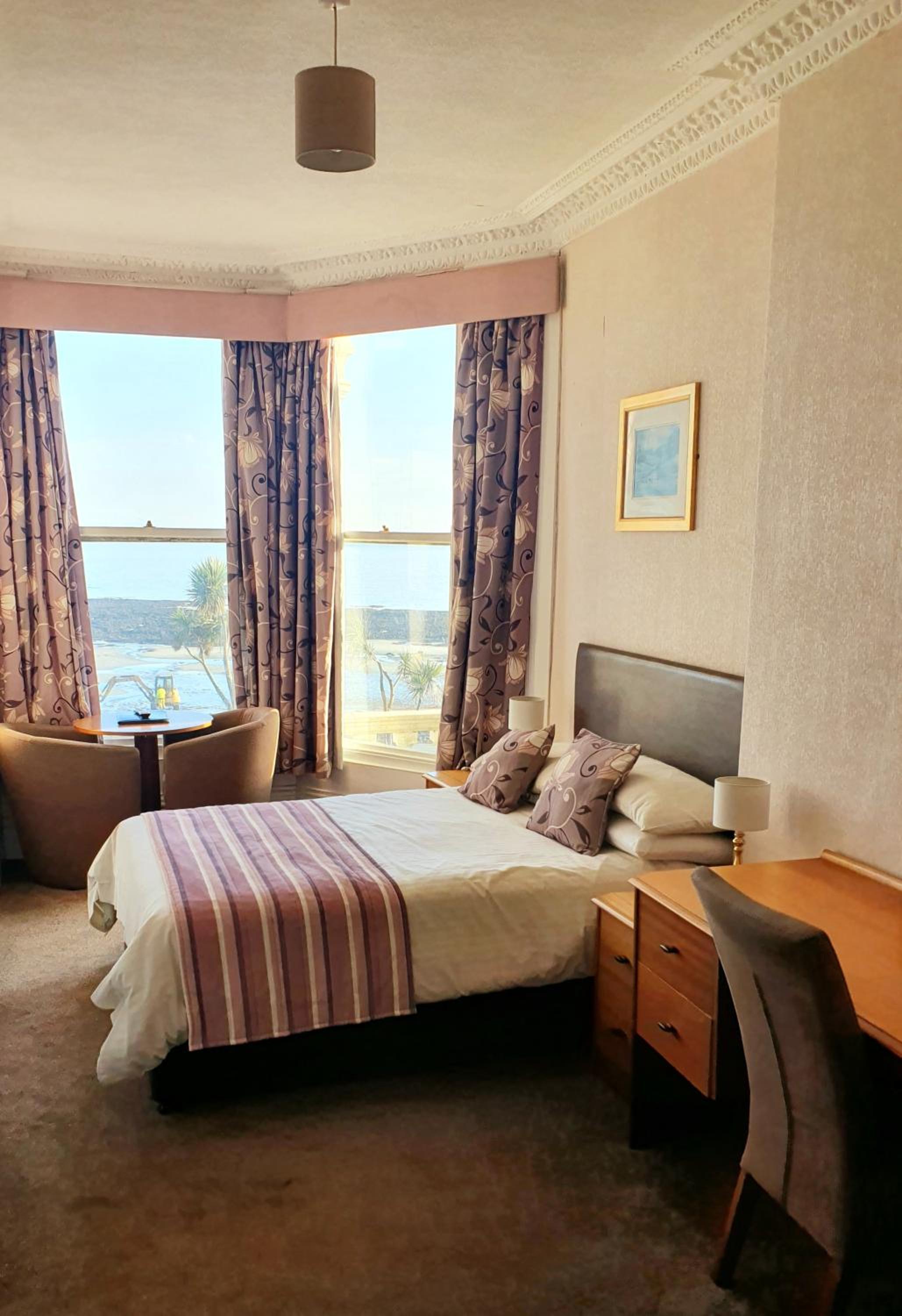 The Hydro Hotel 13/24