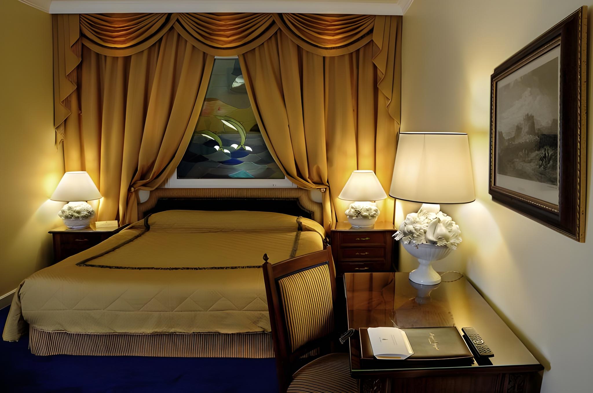 Inner, Double Bed, No View, No Window