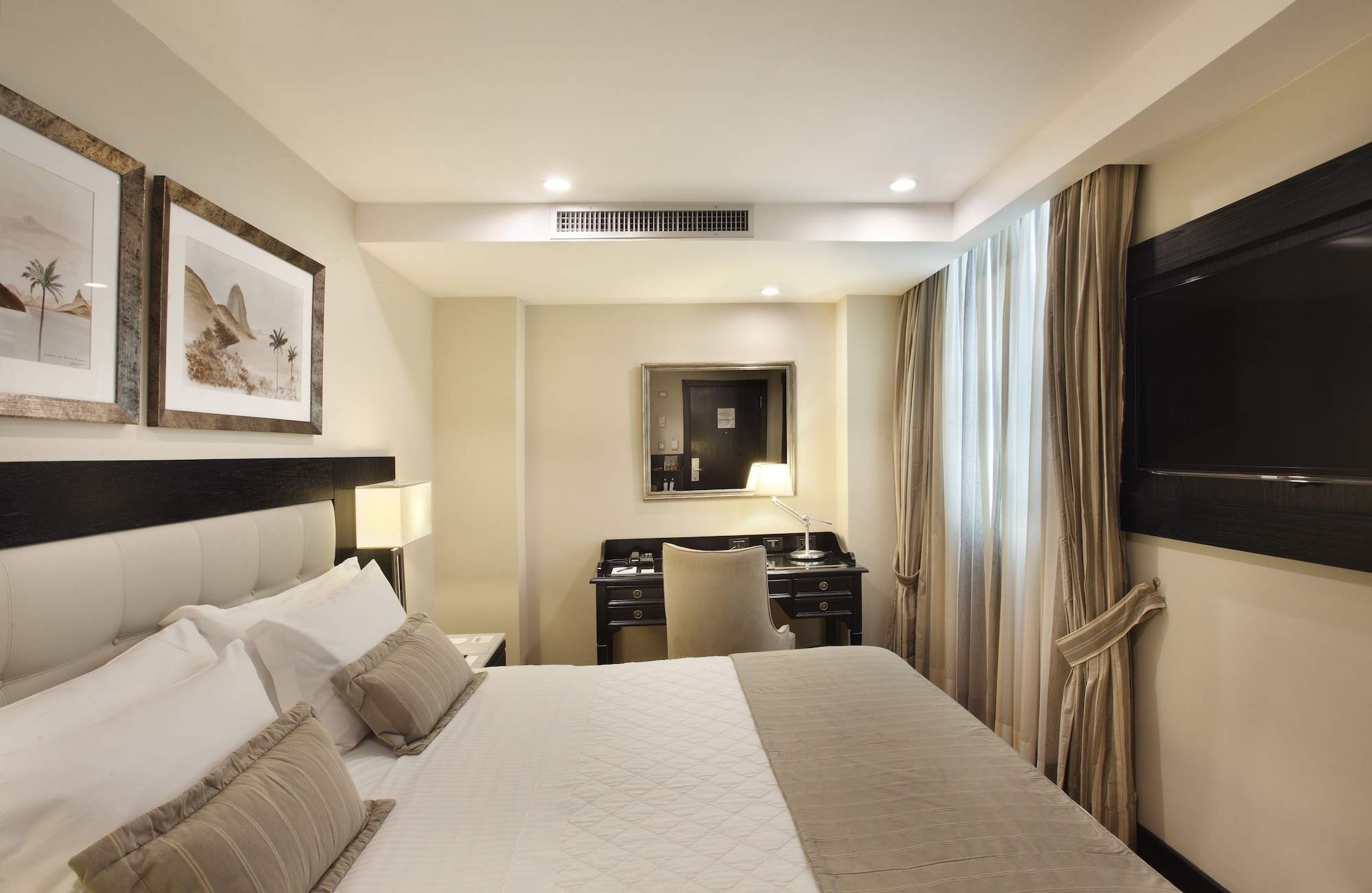 STANDARD, TWIN BEDS, ACCESSIBLE