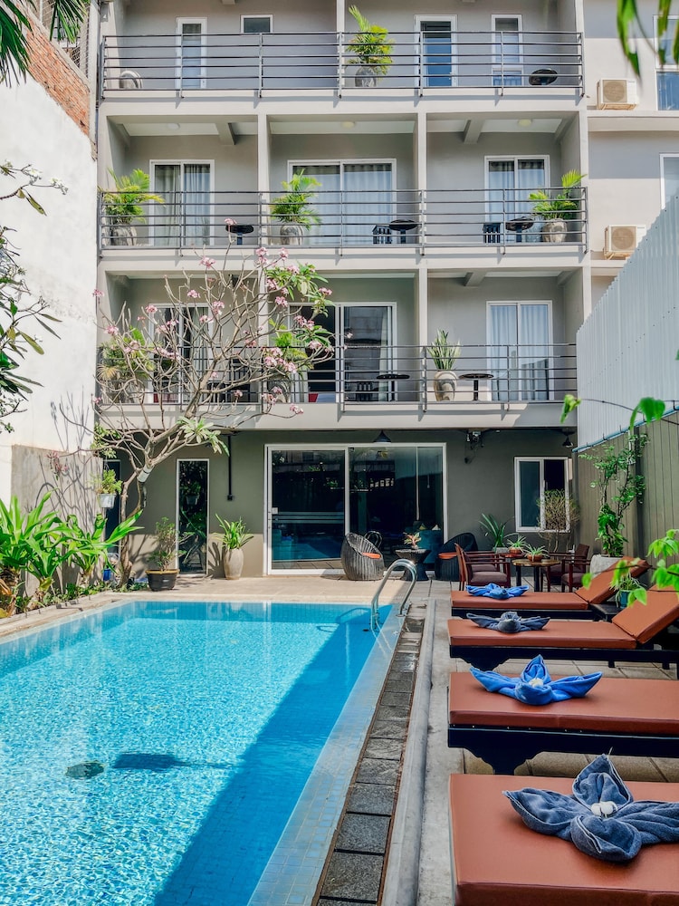 G&Z Urban Hotel 2/50