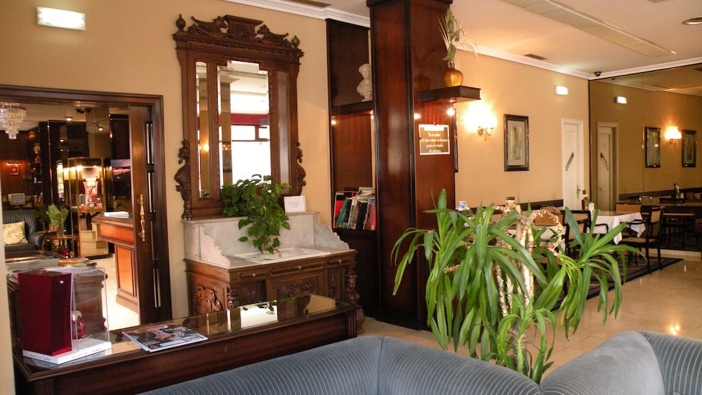 Gran Hotel Paraiso 24/65