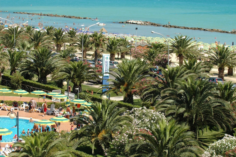 RESIDENCE CLUB HOTEL LE TERRAZZE 43/46