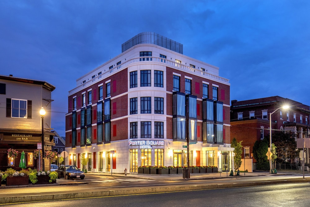 Porter Square Hotel 8/69