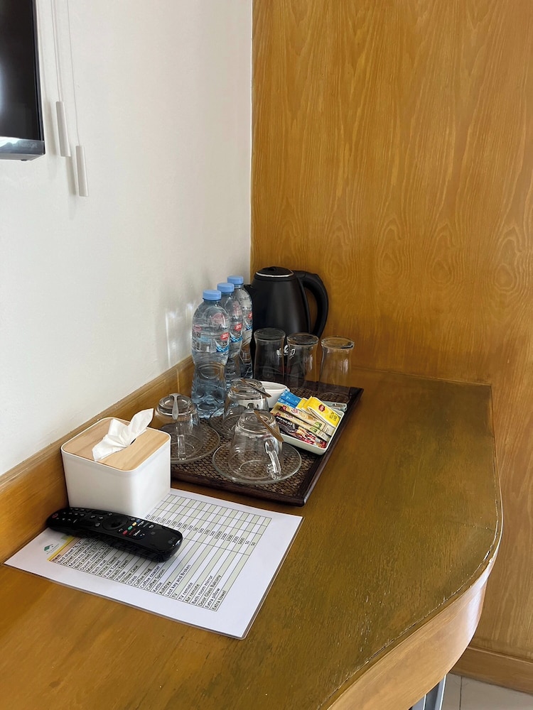 T & C Hotel Patong Beach 57/70
