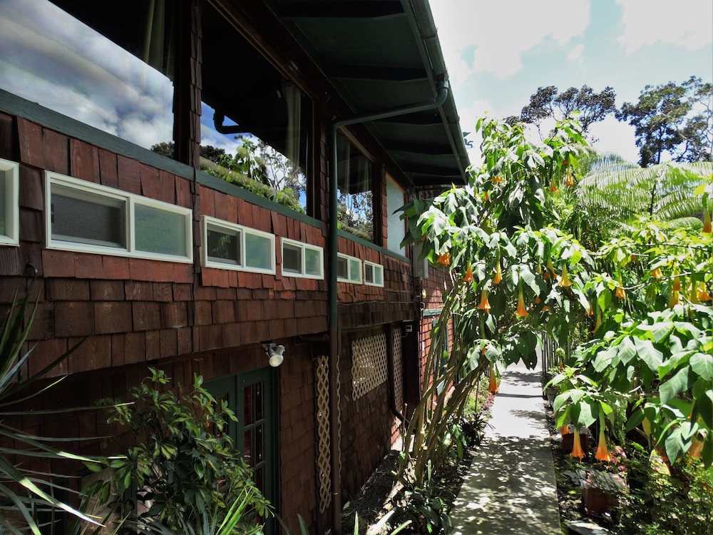 KILAUEA HOSPITALITY GROUP 2/69