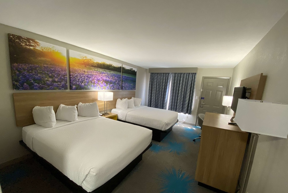 ROOM, 2 QUEEN BEDS