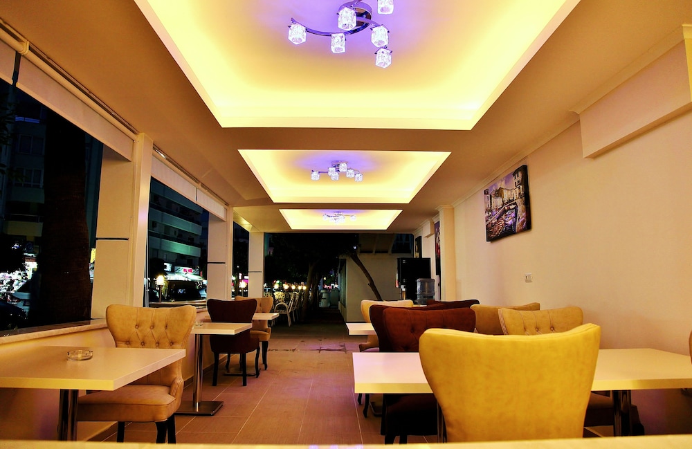 Mesut Hotel 25/45