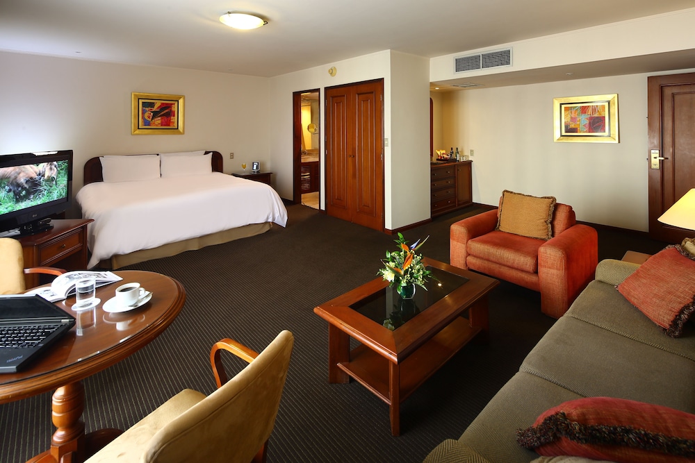 Bth Hotel Lima Golf Ex Libertador Lima 27/66