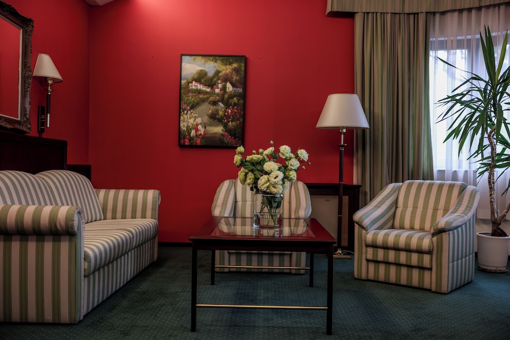Parkhotel Vienna 27/45