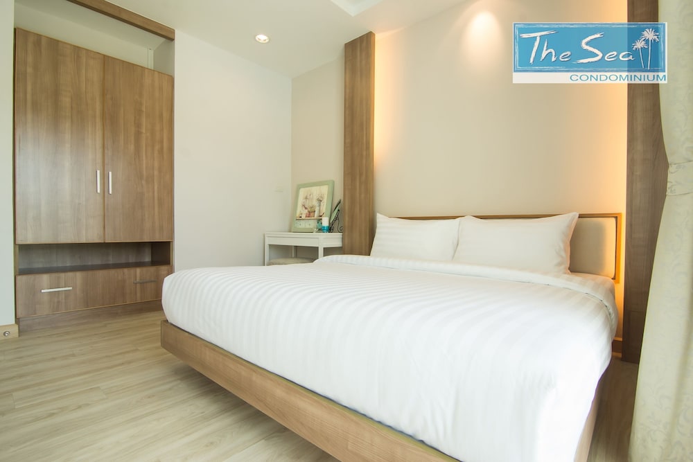 The Sea Condominium 27/67