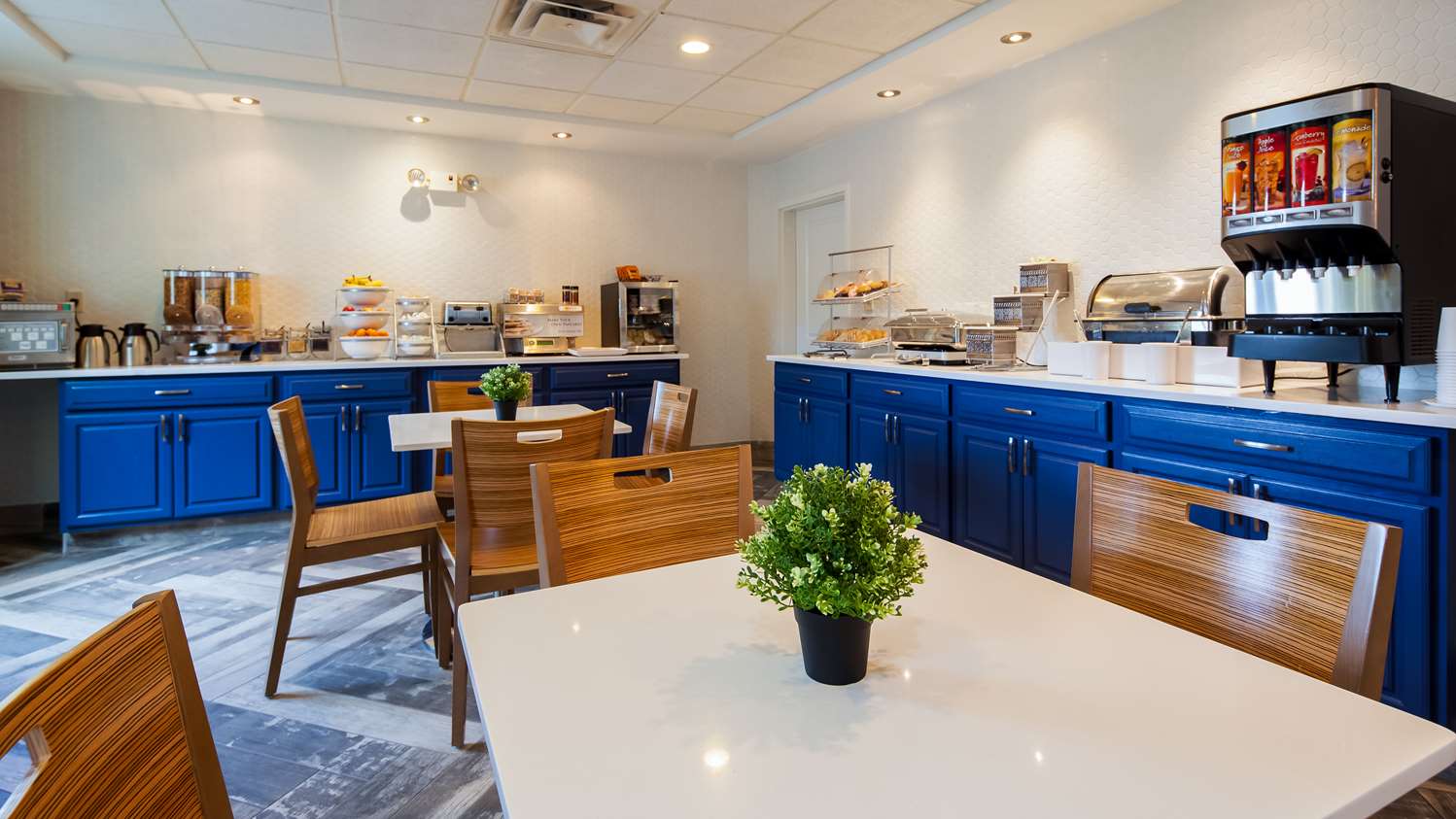 Best Western Plus Newport News Inn & Suites 8/10