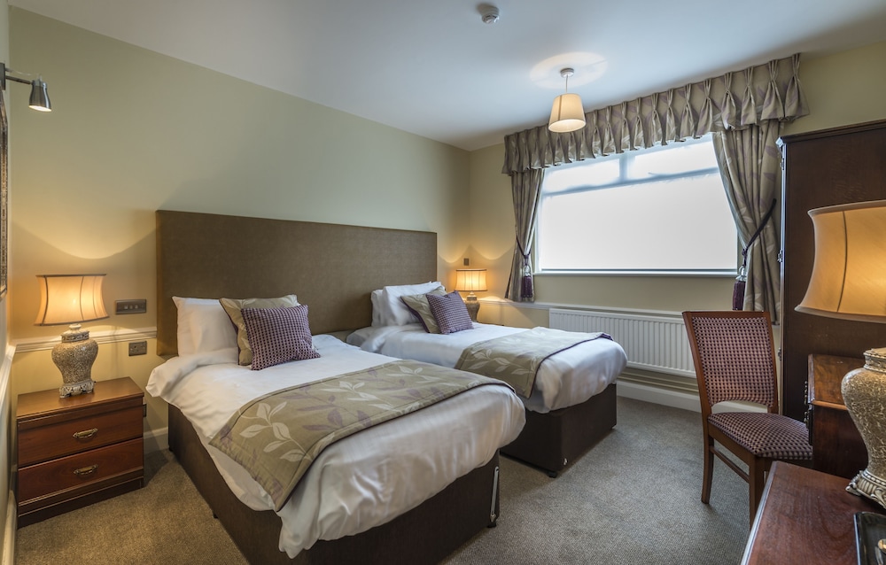Best Western the Three Swans Hotel 9/69