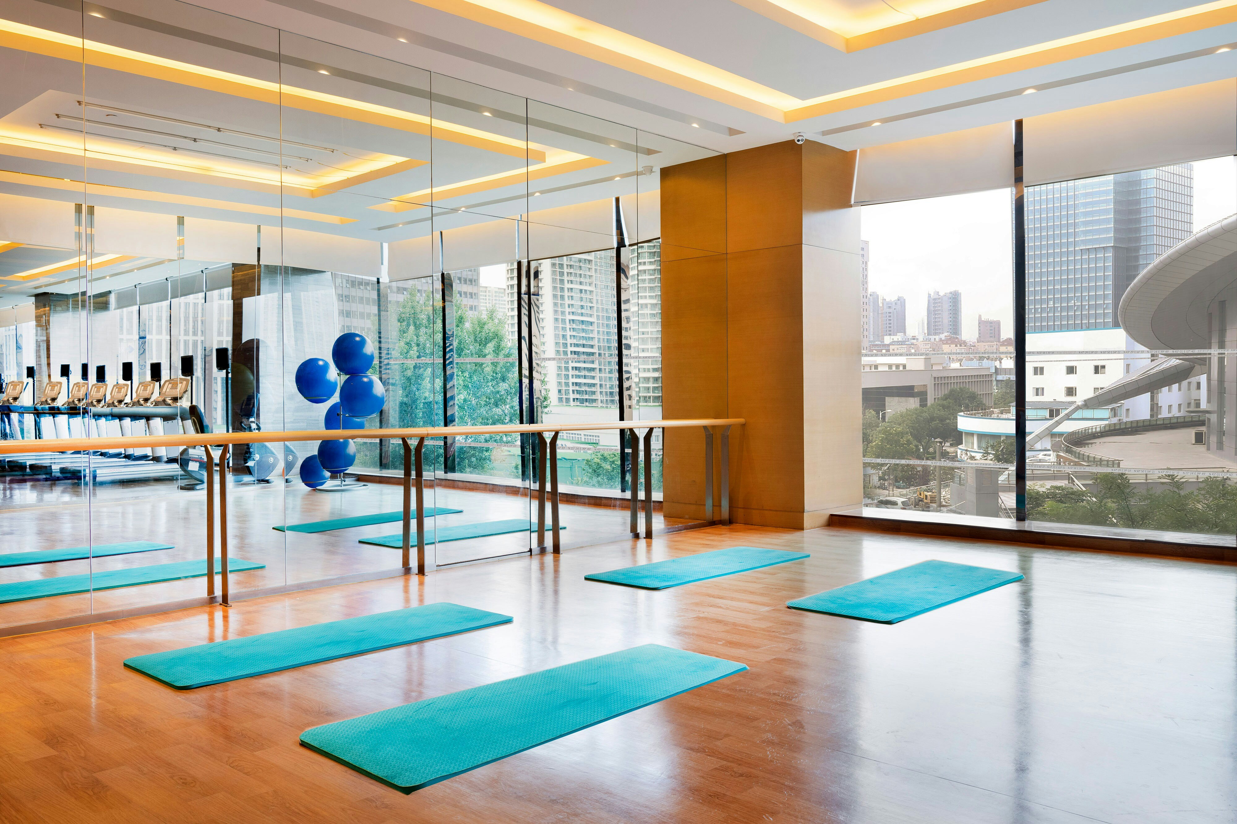 Le Meridien 13/37