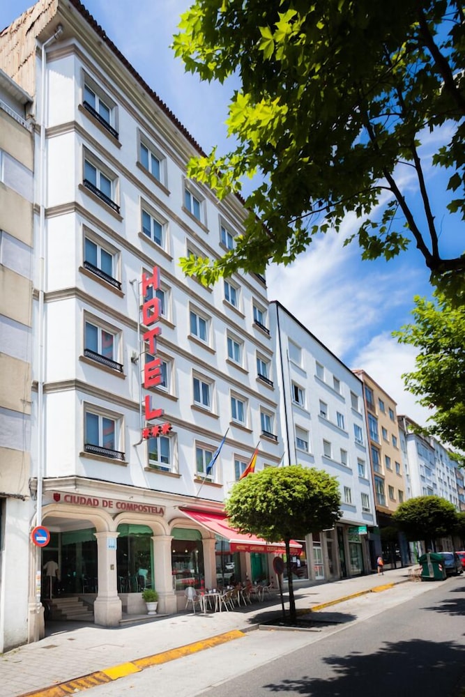 Ciudad de Compostela Hotel 19/22