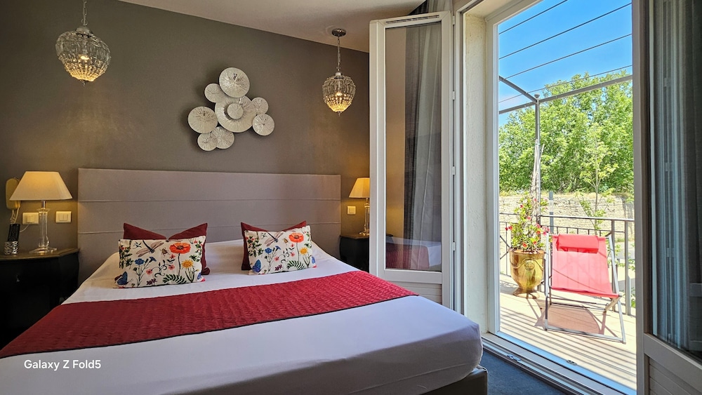 CLUB, DOUBLE BED, TERRACE