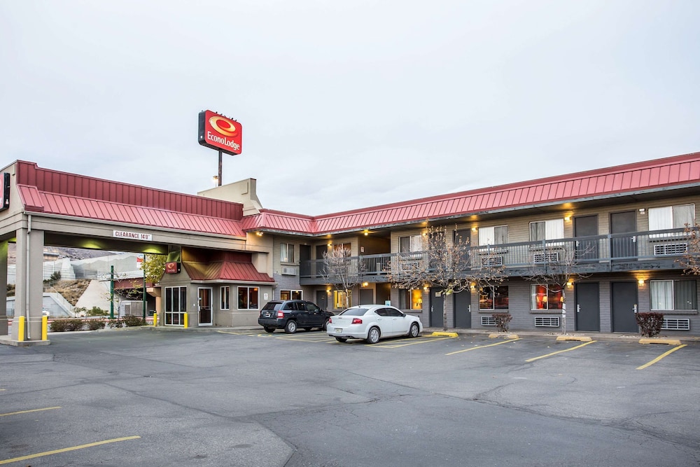 Econo Lodge Downtown Salt Lake 42/42