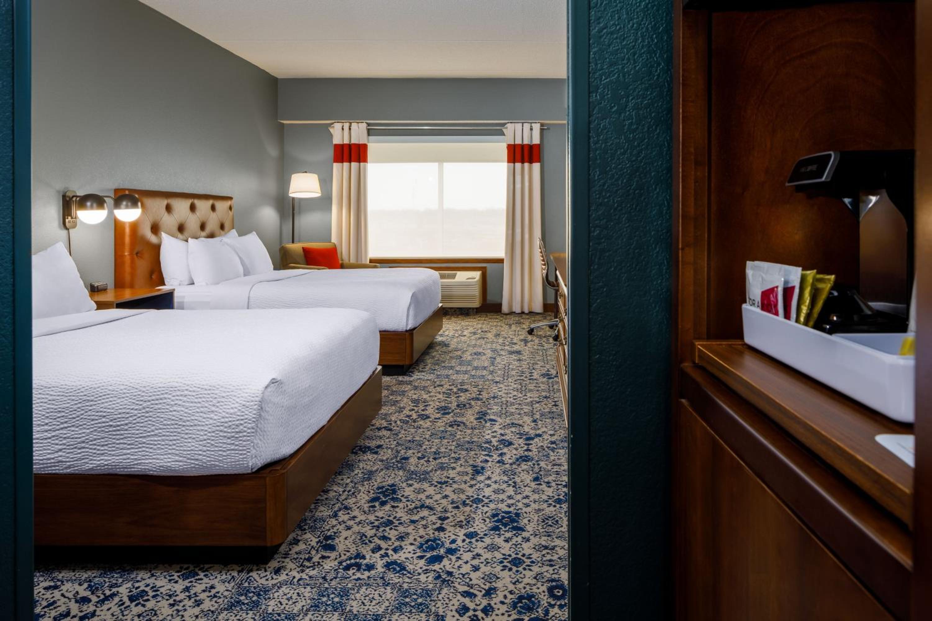 Room at Four Points By Sheraton Louisville Airport, LOUISVILLE - KY