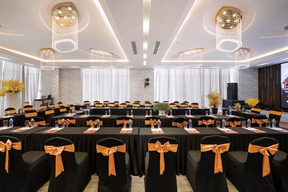 Cicilia Hotels & Spa Danang 41/48