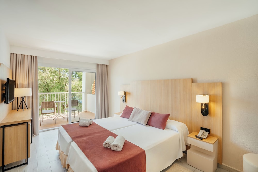 Hotel Cala D'Or Gardens 27/70