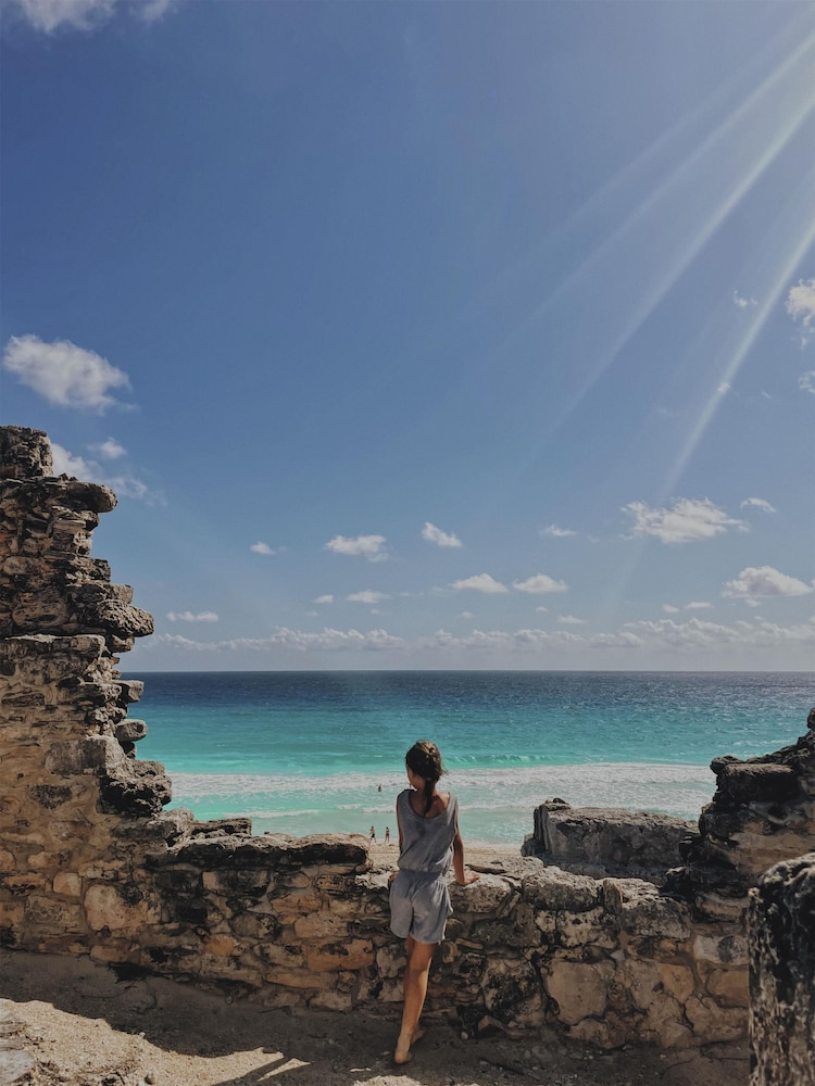 Kempinski Hotel Cancun 65/69