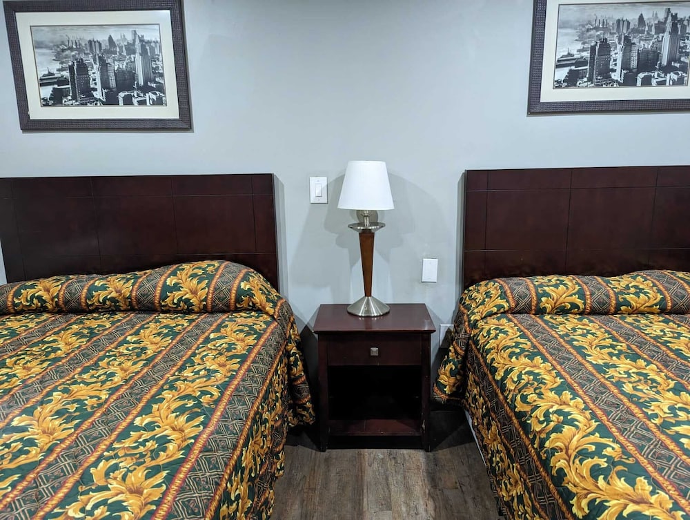 Executive Inn Coopersburg 18/33