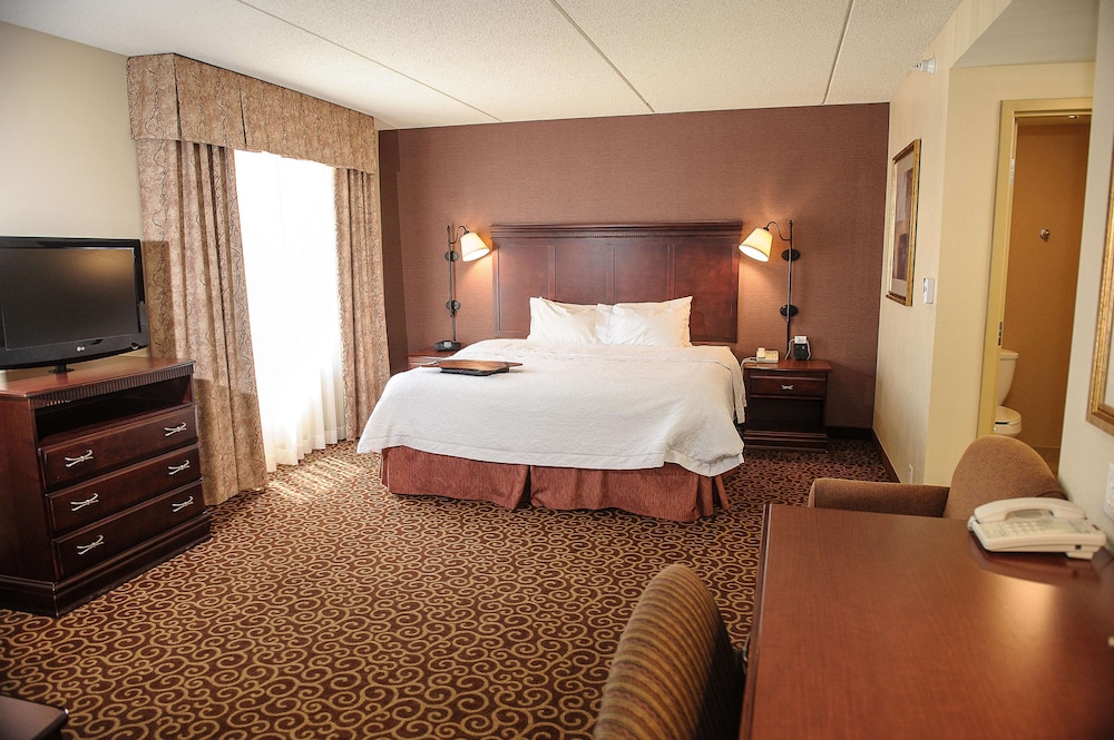 Hampton Inn Suites Brookings 6/37