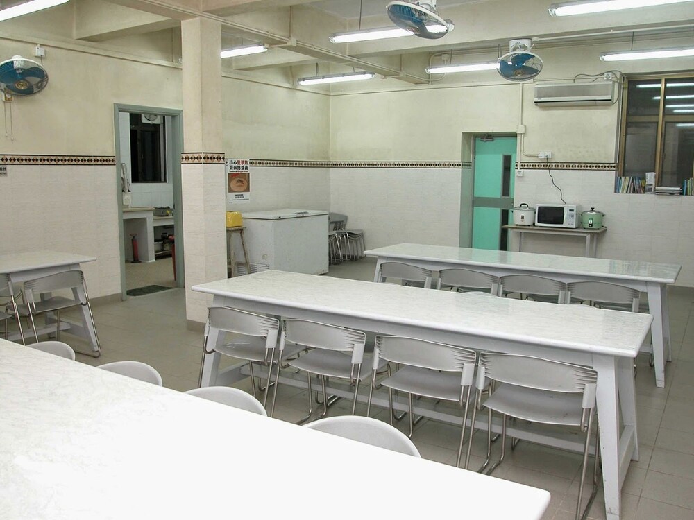YHA Ngong Ping SG Davis Youth Hostel (Lantau Island) 6/50