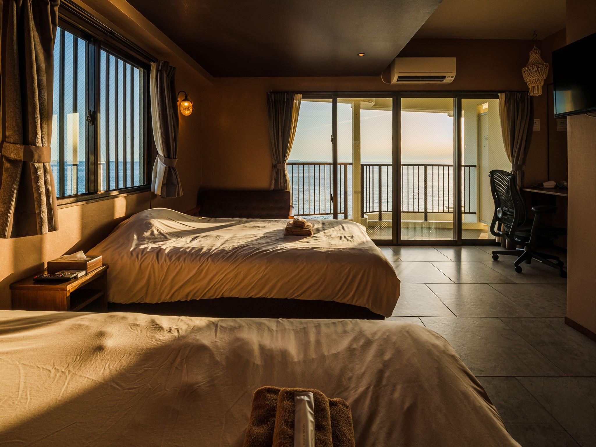 Room, Twin Beds, Ocean View